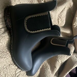 Jack Rogers low cut rain boots